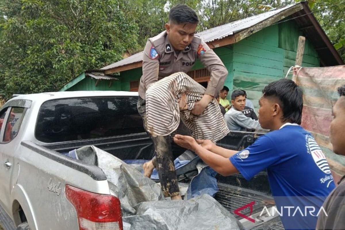 Empat Korban Longsor di Desa Sibalanga Tapanuli Utara Ditemukan Tim SAR