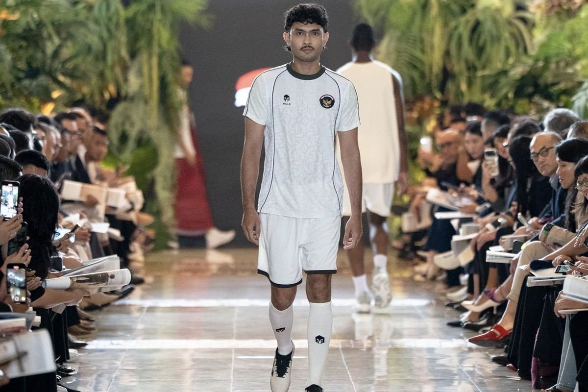 Desain Jersey Tim Indonesia 2025: Kolaborasi Mills dan Seniman Lokal untuk SEA Games