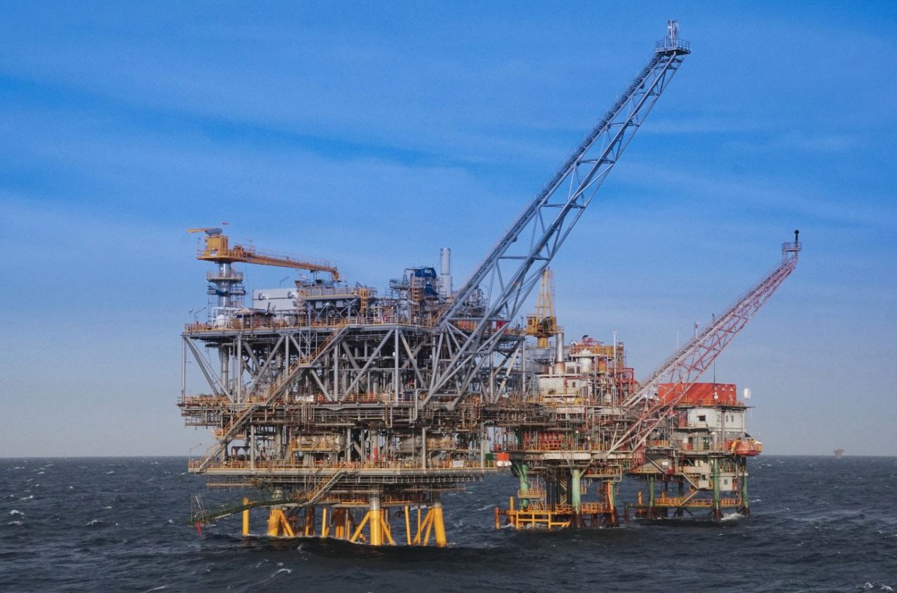 Minyak Brent & WTI Menguat Tipis, Investor Tunggu Dampak Konflik Rusia-Ukraina dan Yaman