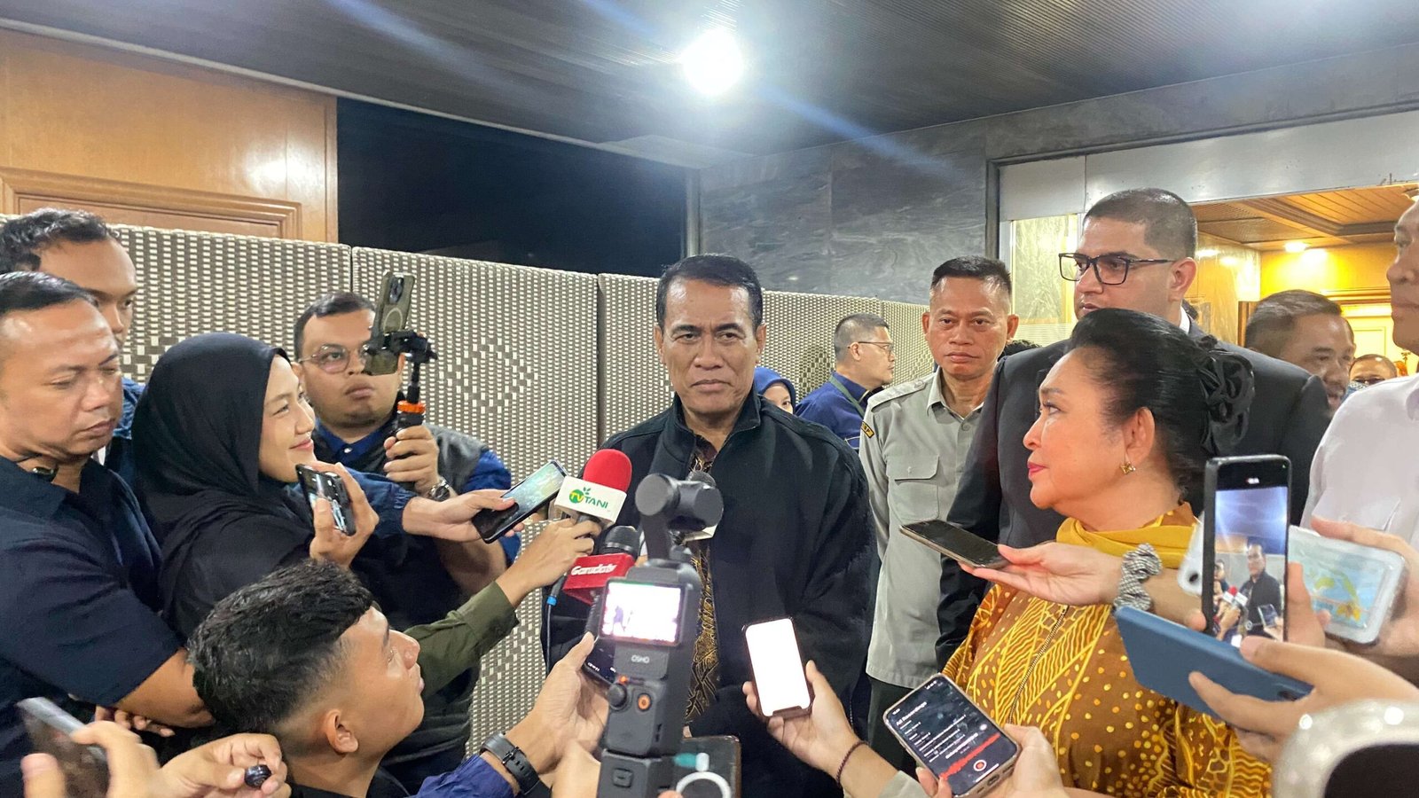 Banjir dan Longsor Sumatra: Kementan Siapkan Alat Mesin Pertanian untuk Pemulihan