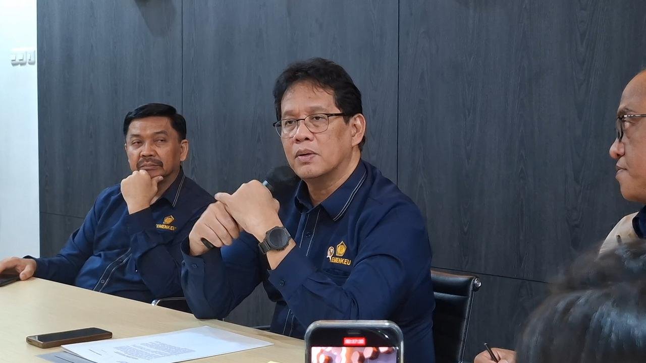 Menkeu Purbaya Targetkan Pertumbuhan Ekonomi 6 Persen di 2026