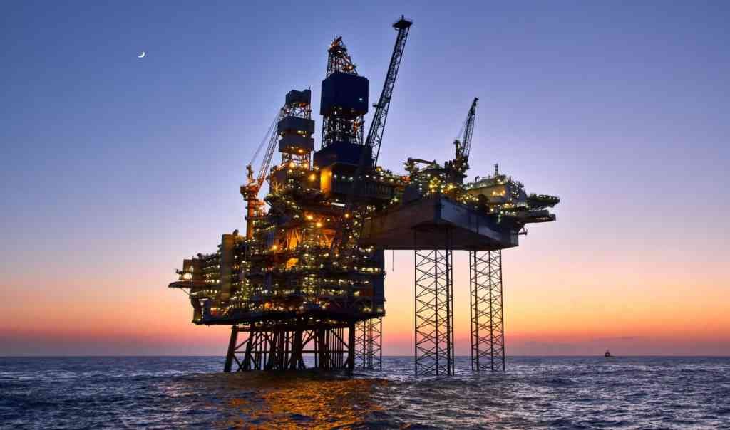 Harga Minyak Dunia Menguat, Brent Capai US,44 Didukung Kekhawatiran Pasokan Iran dan Venezuela