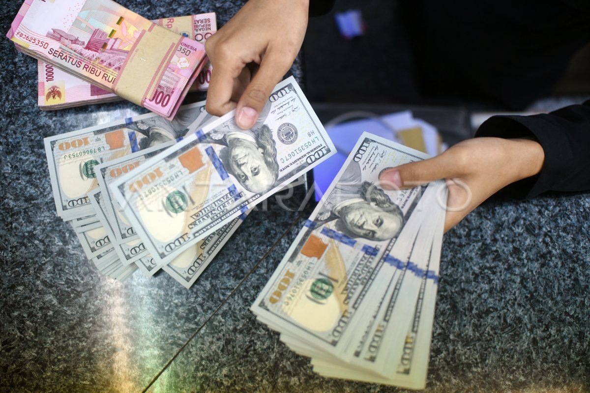 Rupiah Melemah di Tengah Ketegangan Geopolitik, Dibuka Rp16.761 per Dolar AS
