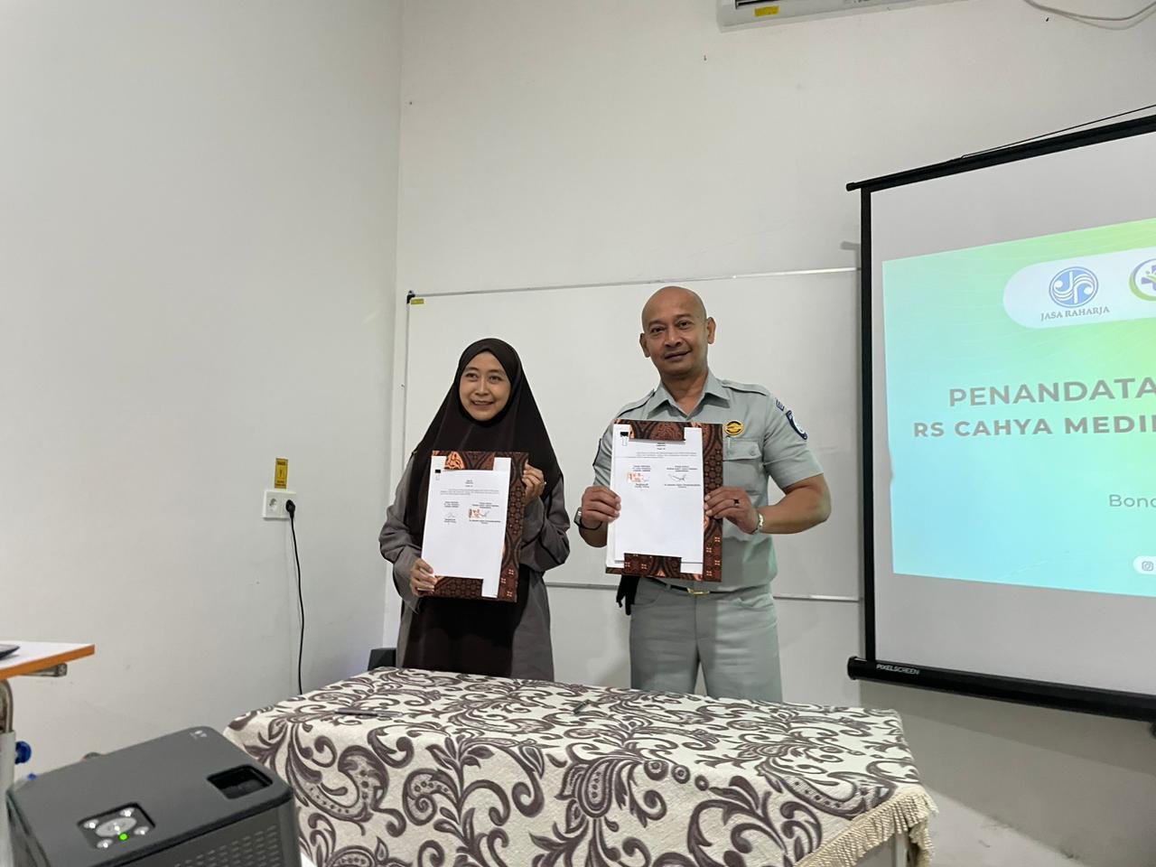 Jasa Raharja Jember dan RS Cahya Medika Bondowoso Jalin Sinergi Percepat Penjaminan Korban Kecelakaan