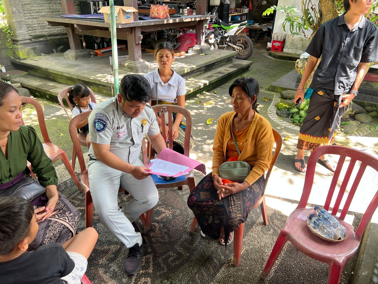 Jasa Raharja Serahkan Santunan kepada Ahli Waris Korban Laka Maut di Bypass Ir. Soekarno Tabanan