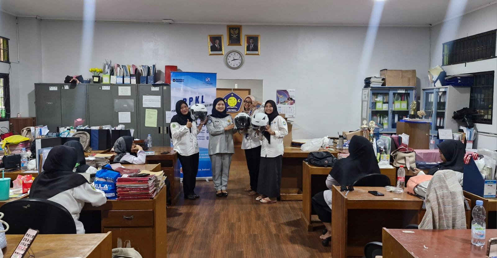  PT Jasa Raharja Gelar Program “Pengajar Peduli Keselamatan Lalu Lintas” di SMK Negeri 7 Jatiasih