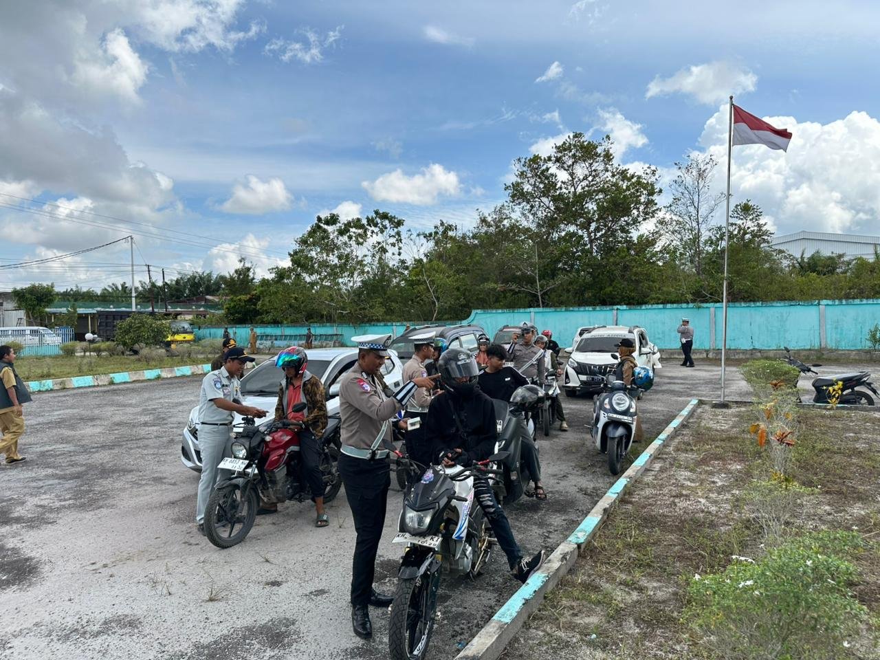 Operasi Gabungan Serentak, Jasa Raharja Kalteng dan Tim Pembina Samsat Perkuat Kepatuhan Masyarakat