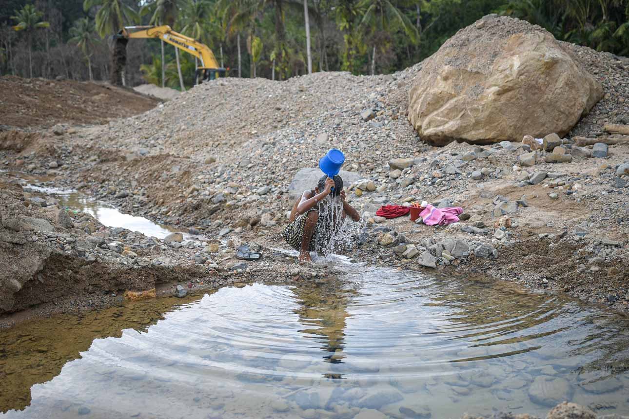 DLHP Ambon Tangani Sampah Sungai, 1,5 Ton Tertahan Trash Boom