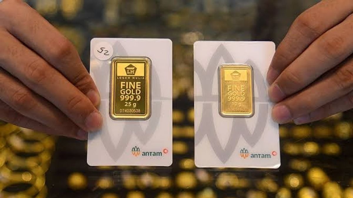 Harga Emas Antam Anjlok Rp43.000 Jadi Rp2,904 Juta per Gram pada Jumat