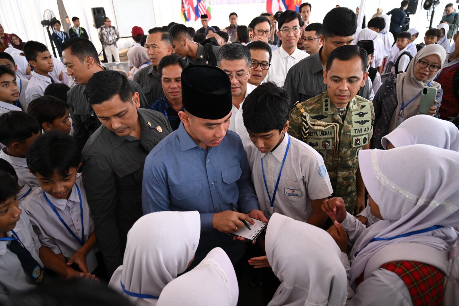 Gibran Dorong Pelajar Kuasai AI dalam Program AI Ready ASEAN