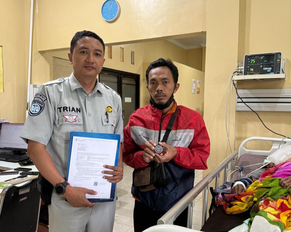 Jasa Raharja Cabang Malang Serahkan GL dan Sopeskes kepada Korban Laka Lantas di RS Mitra Delima