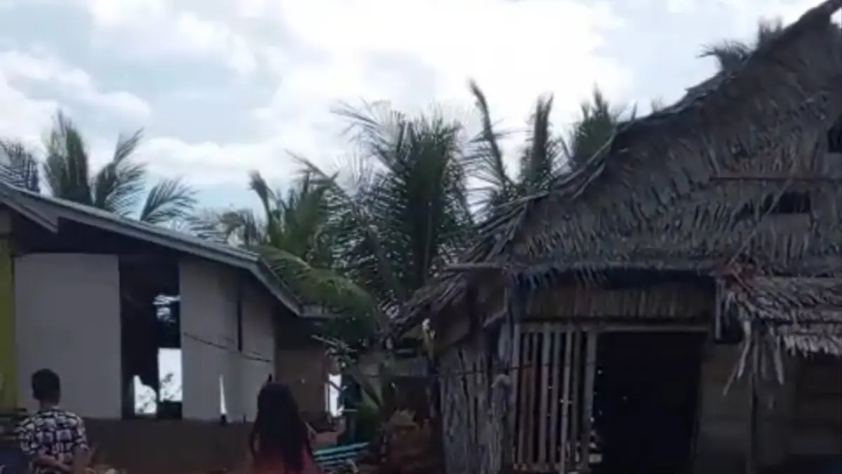Banjir Rob dan Gelombang Tinggi Terjang Pesisir Banggai Laut