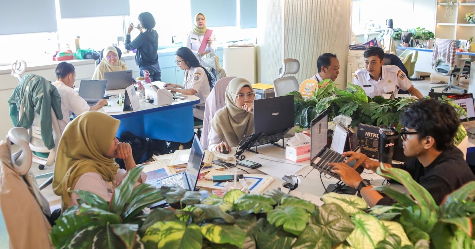 PDIP Heran Pemilihan Hari Jumat untuk WFH ASN