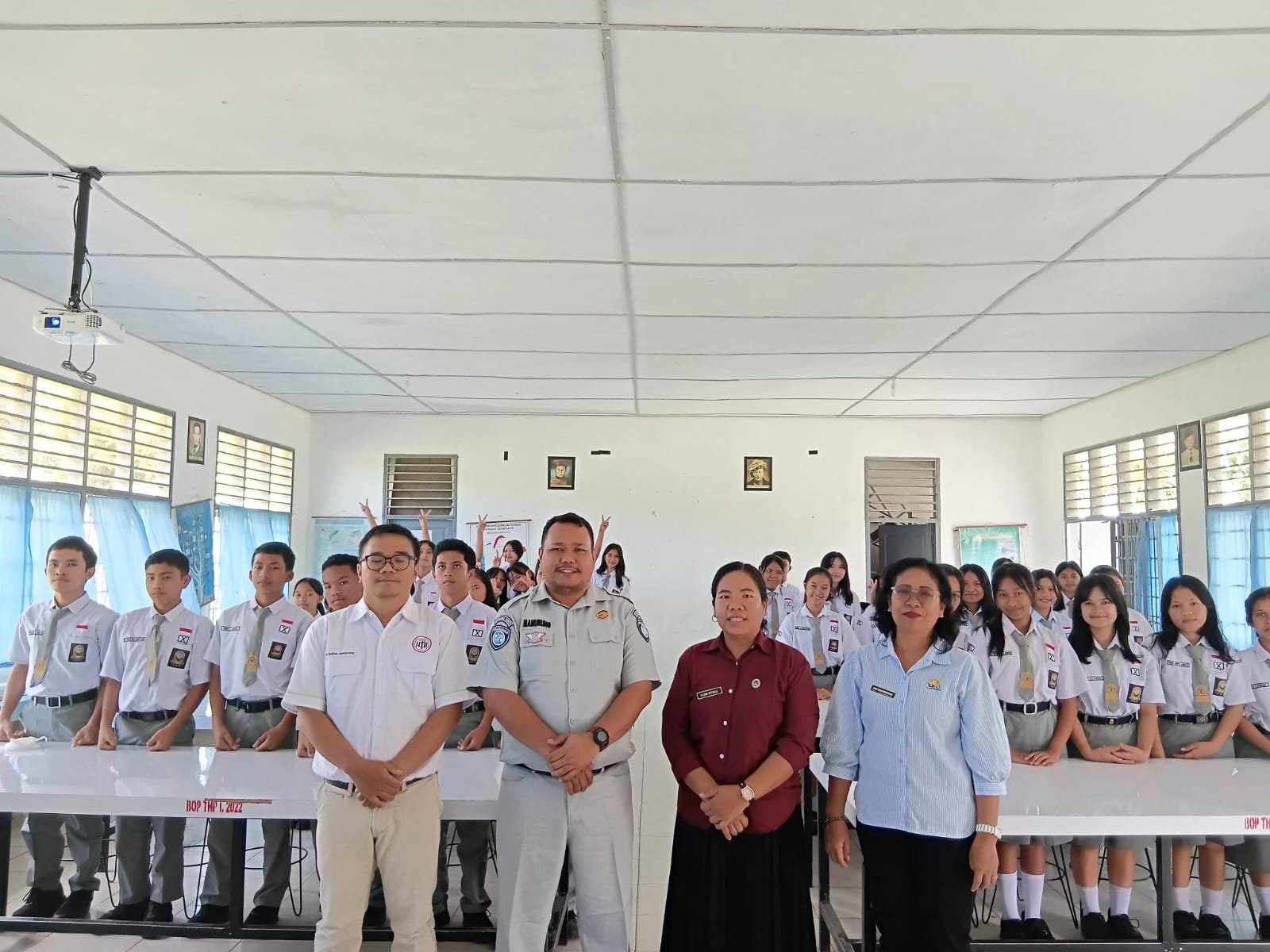 Turunkan Angka Kecelakaan, Jasa Raharja Cabang Pematangsiantar Laksanakan Program PPGD dan PPKL di SMA Negeri 1 Lumban Julu