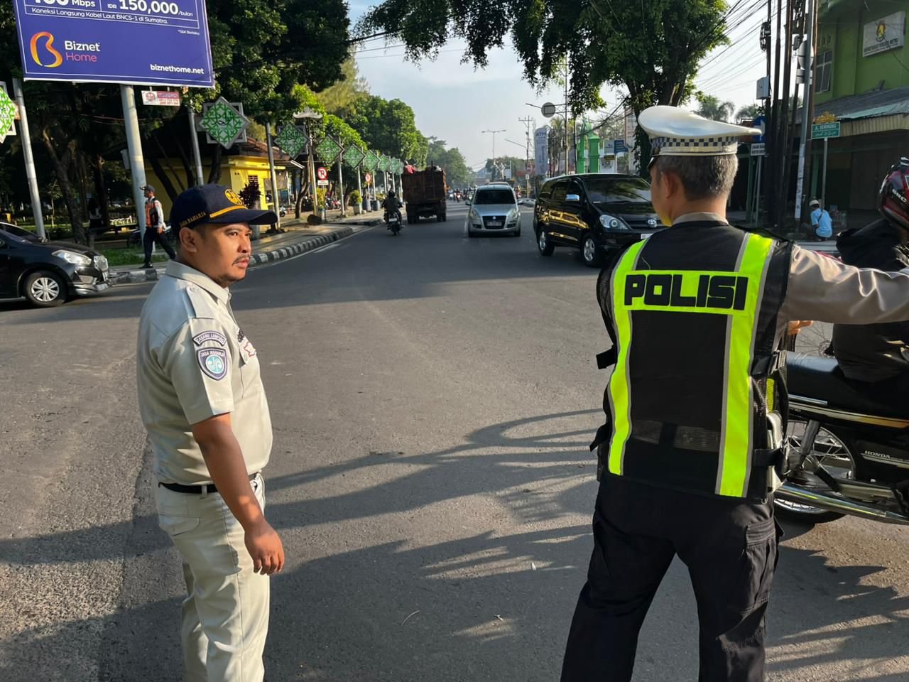 Jasa Raharja Bersama Satlantas Polres Metro Gelar Opsgab, Tingkatkan Kepatuhan Berkendara