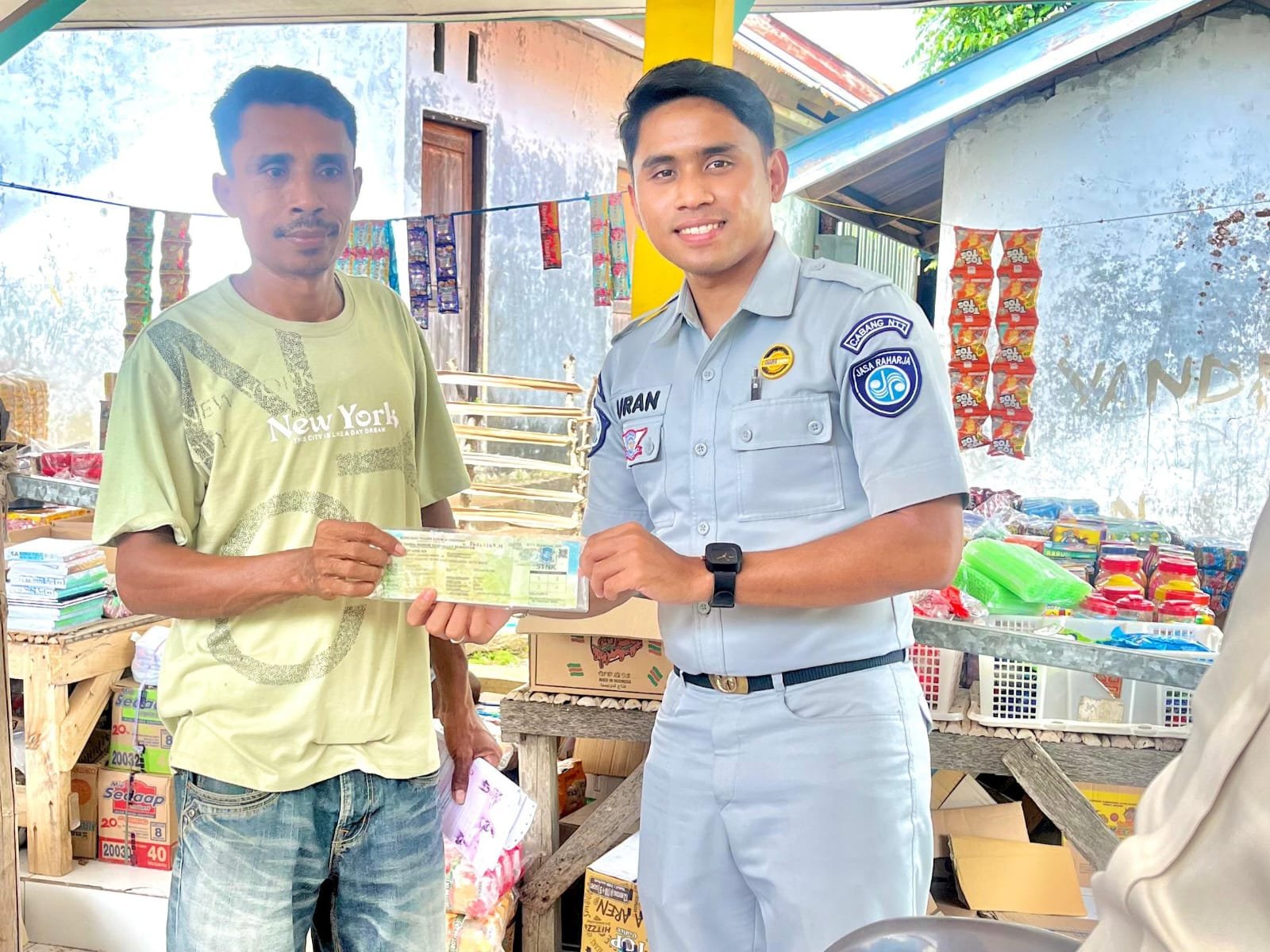 Tingkatkan Kepatuhan Pajak Kendaraan, Samsat Rote Ndao Gelar Layanan Samsat Pasar di Oelaba