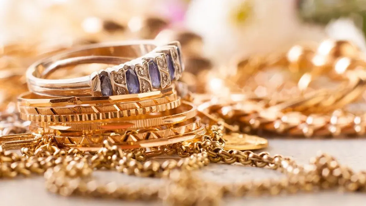 Update Harga Emas Perhiasan 15 April 2026, Stabil dari 5 Karat hingga 24 Karat