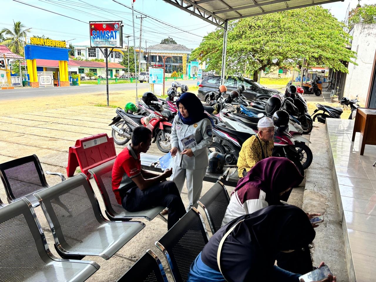 Penanggung Jawab Jasa Raharja Bengkulu Tengah Aktif Sosialisasikan SIGNAL dan Program Pemutihan kepada Wajib Pajak