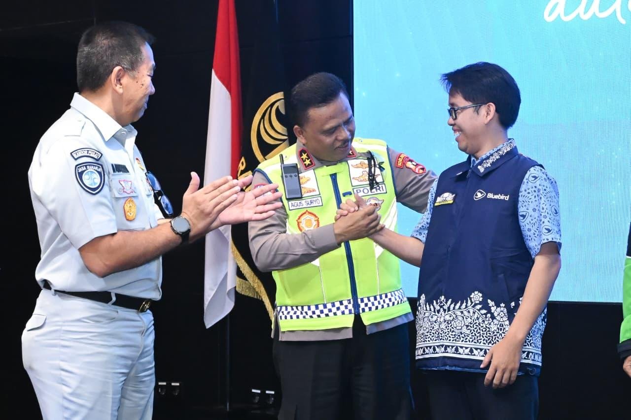 Jasa Raharja Bersama Komunitas Pengemudi Online Luncurkan Program Duta Keselamatan Transportasi