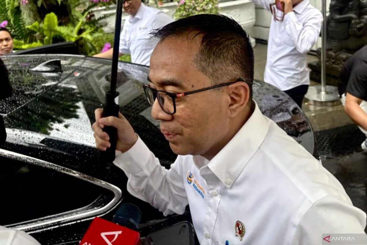 Prabowo Minta Perguruan Tinggi Dampingi Pemda Jalankan Gerakan ASRI