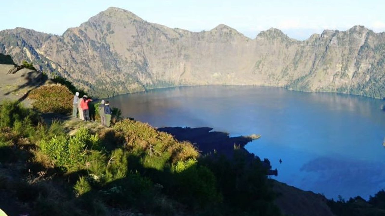 Balai TNGR Catat Lonjakan Pendaki Gunung Rinjani saat Libur Panjang