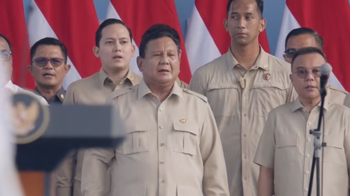 Prabowo Meriahkan Peringatan Hari Buruh di Monas, Sempat Joget Bareng Tipe-X
