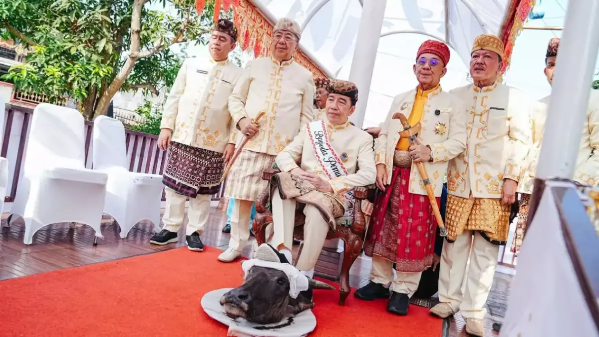 Prosesi Adat Jokowi di Lampung Jadi Sorotan, PDIP Beri Tanggapan