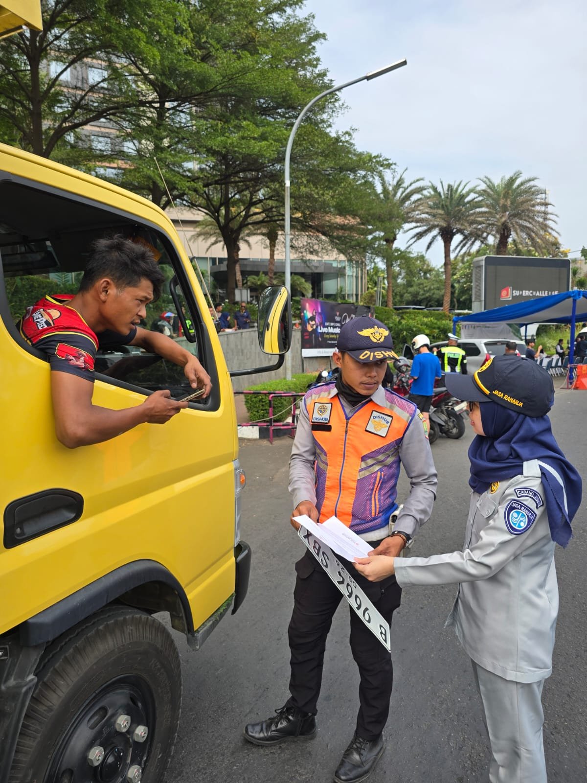 Jasa Raharja Bersama Tim Pembina Samsat Gelar Operasi Gabungan Pemeriksaan Kepatuhan Pajak Kendaraan Bermotor