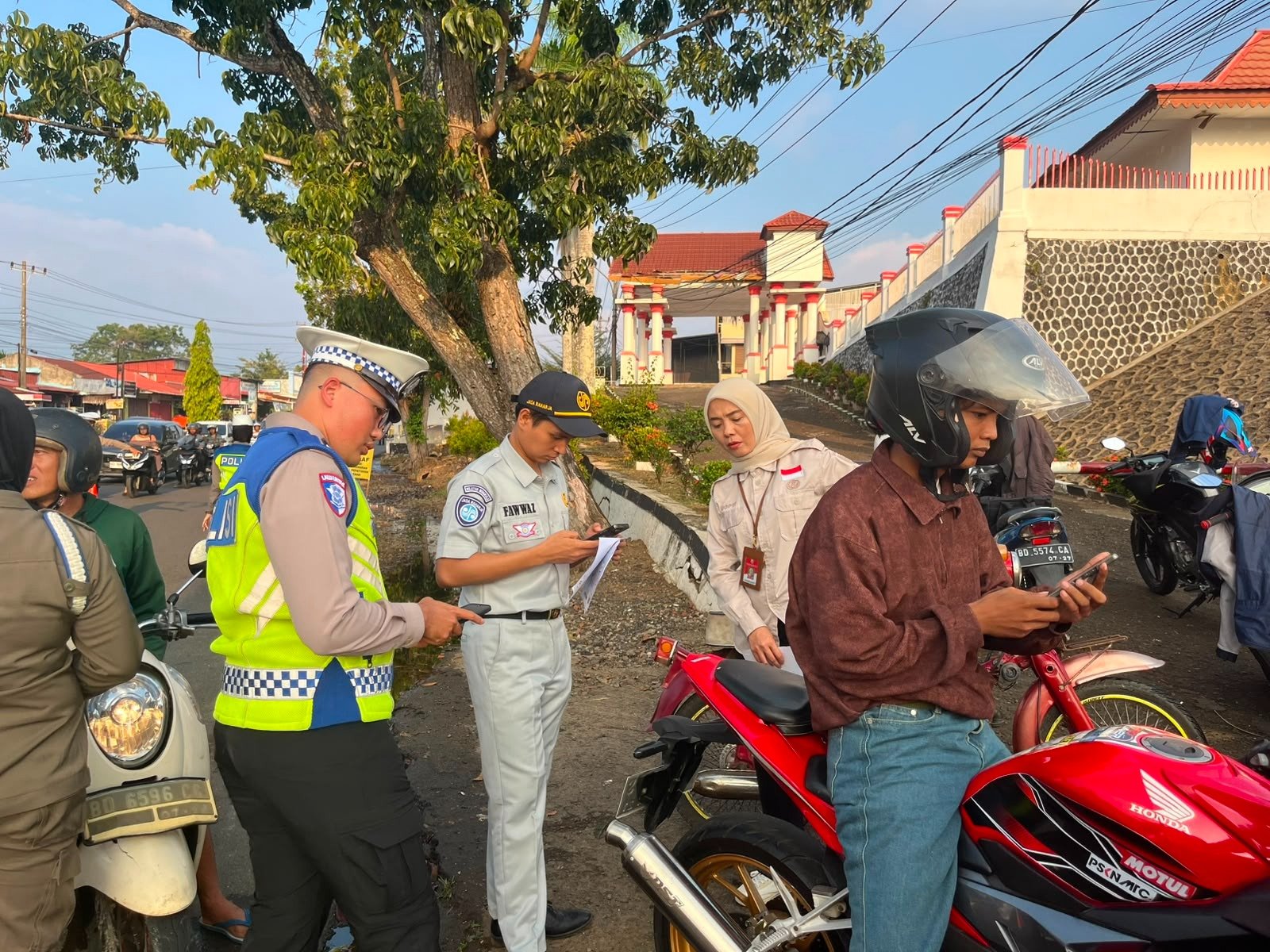 Jasa Raharja Bersama Tim Pembina Samsat Gencarkan Sosialisasi Kepatuhan Pajak Kendaraan dan Program Diskon Mutasi di Kota Bengkulu