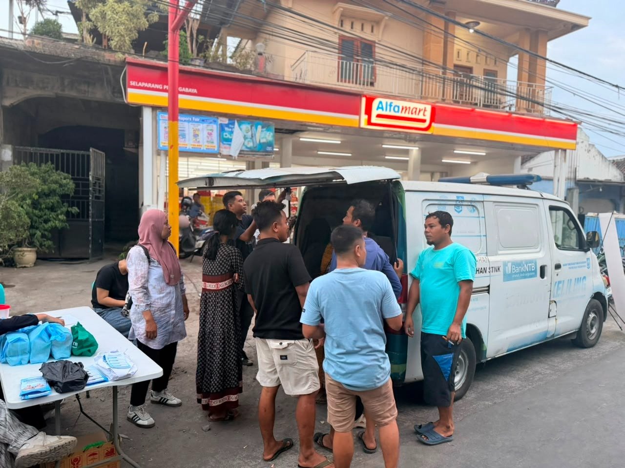 Jasa Raharja NTB Hadirkan Layanan Samsat Keliling pada Car Free Night Lombok Timur