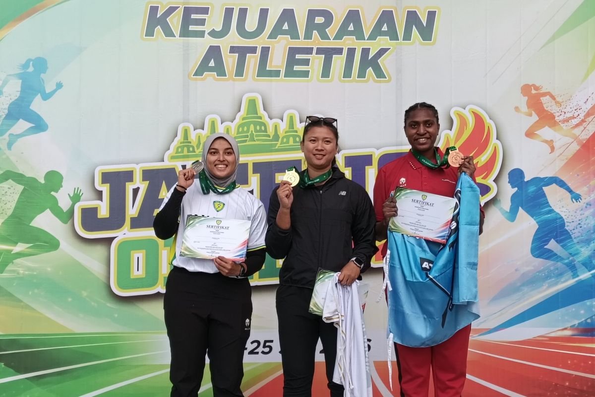 Atinna Cetak Rekornas Baru 52,69 Meter, Sabet Emas Jateng Open 2026