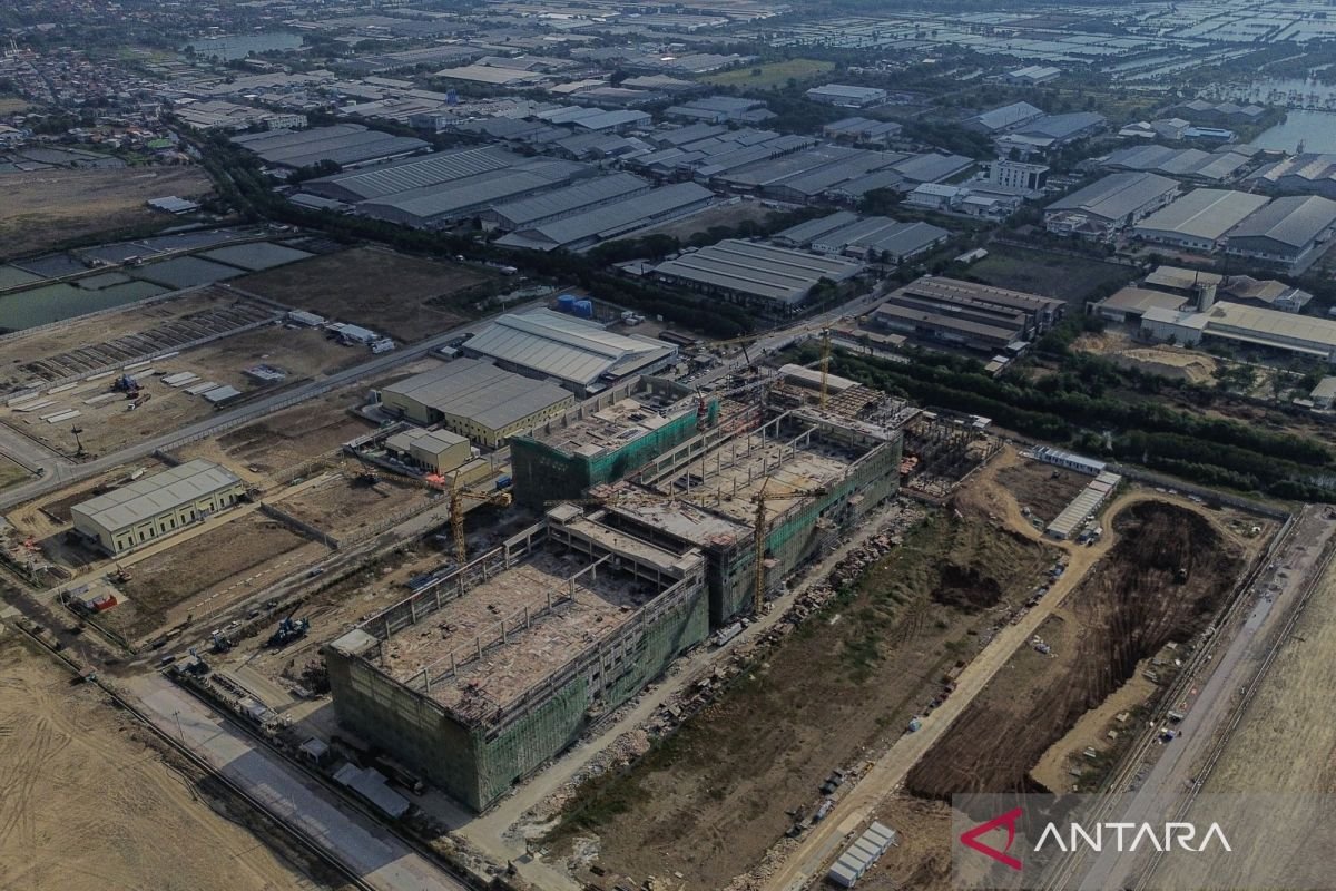 BKPM Ungkap Investasi Smelter Bauksit Melesat, Serap Lebih Banyak Tenaga Kerja