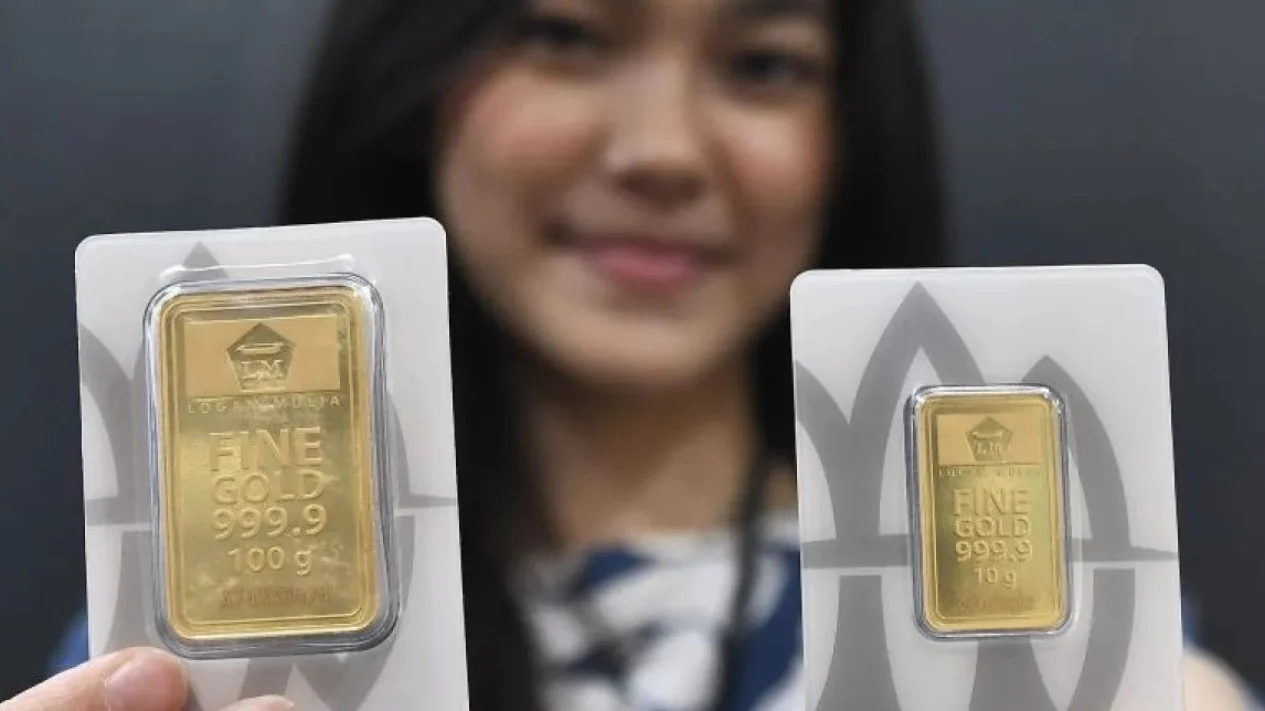 Emas Antam Anjlok Rp35.000 per Gram, Buyback Ikut Turun ke Rp2,345 Juta