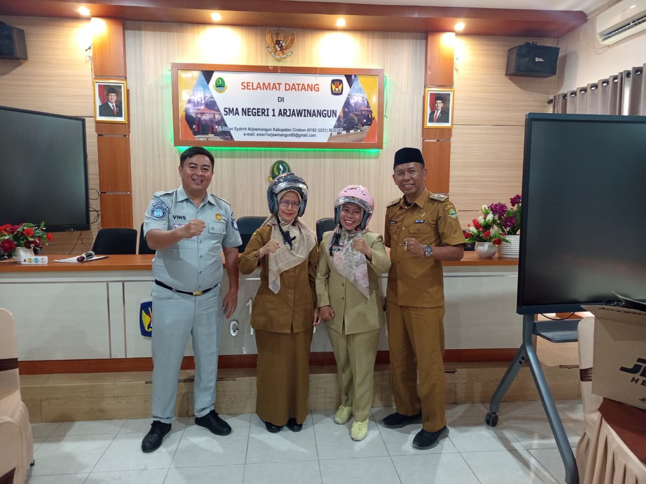 Upaya Keselamatan Lalu Lintas, PT Jasa Raharja (Persero) Cabang Cirebon Gelar Pengajar Peduli Keselamatan Lalu Lintas (PPKL) Di SMAN 1 Arjawinangun Kab Cirebon 