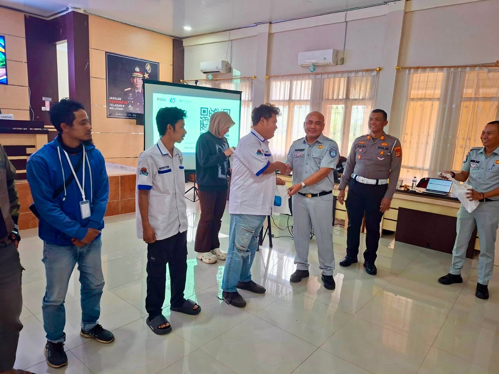 Jasa Raharja Lampung Perkuat Edukasi Keselamatan Berkendara melalui Pelatihan PPGD di Tanggamus