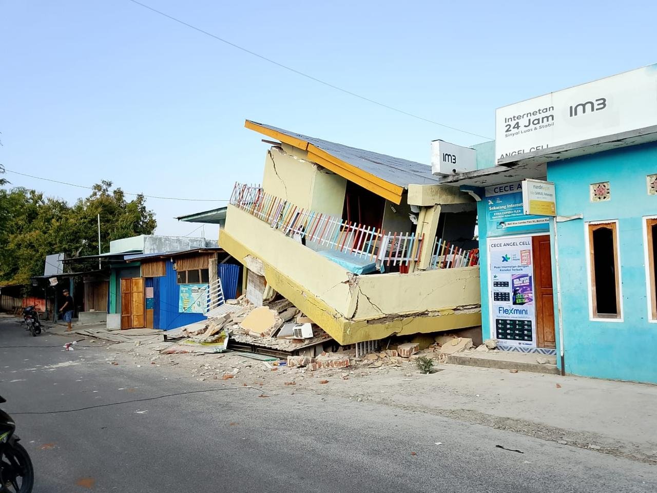 2.768 Gempa Susulan Terjadi di Flores, BMKG Minta Warga Tetap Tenang