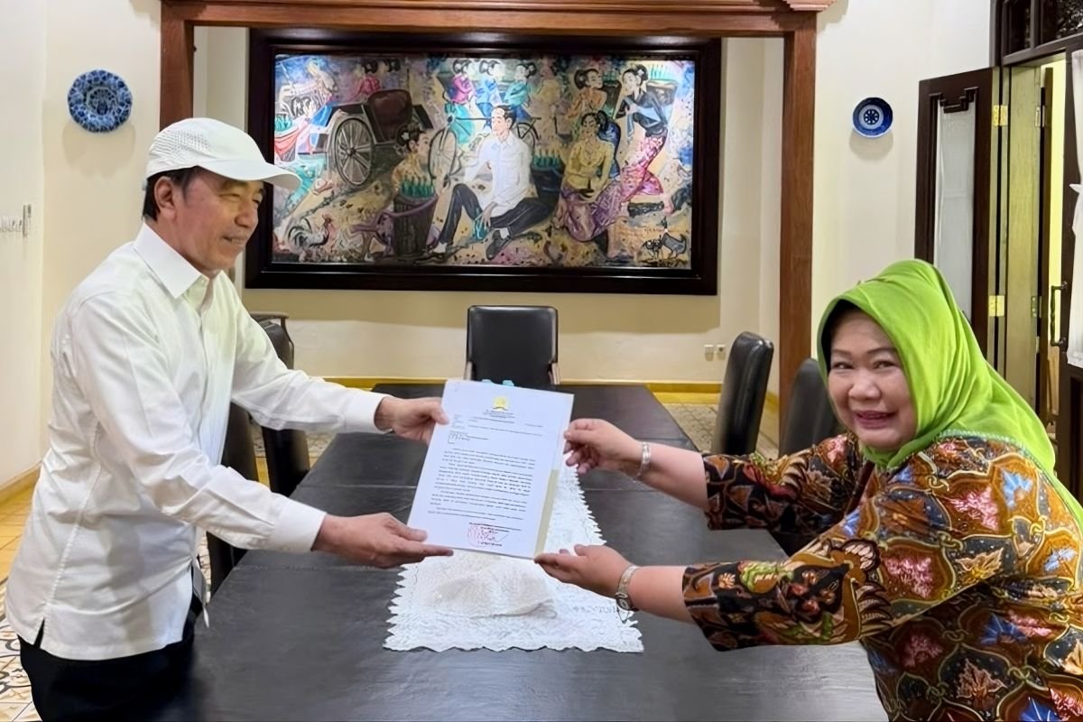 MPR Serahkan Undangan Sidang Tahunan 2026 kepada Jokowi, Siap Hadir 14 Agustus