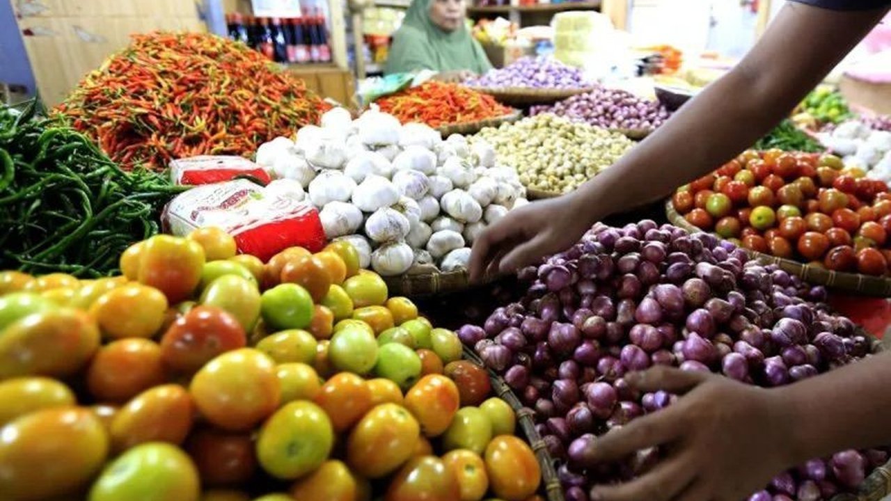 Harga Pangan Terbaru: Cabai Rawit Merah Tembus Rp61.350 per Kg, Telur Ayam Rp29.450