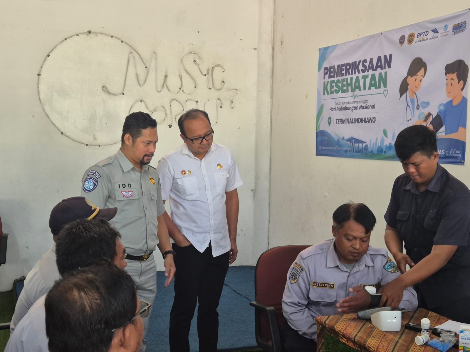 Jasa Raharja Cabang Tasikmalaya Gelar MUKL dan Pengobatan Gratis di Terminal Indihiang dalam Rangka Hari Perhubungan Nasional