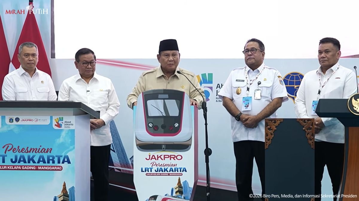 LRT Kelapa Gading-Manggarai Resmi Beroperasi, Prabowo Tarik Tuas Peresmian