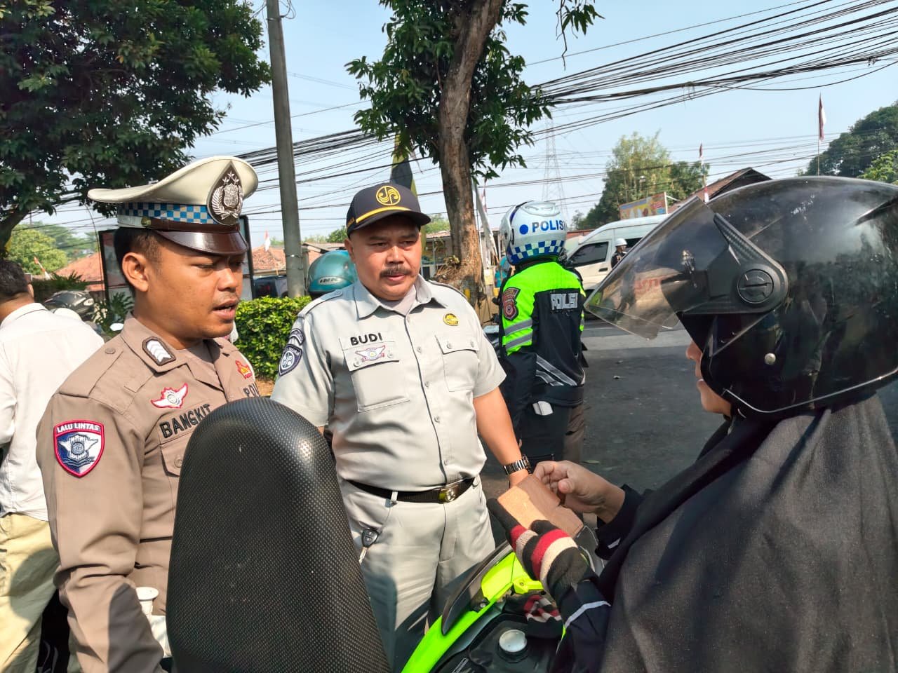 Jasa Raharja Dukung Operasi Gabungan Samsat Purwakarta di Wilayah Bungursari