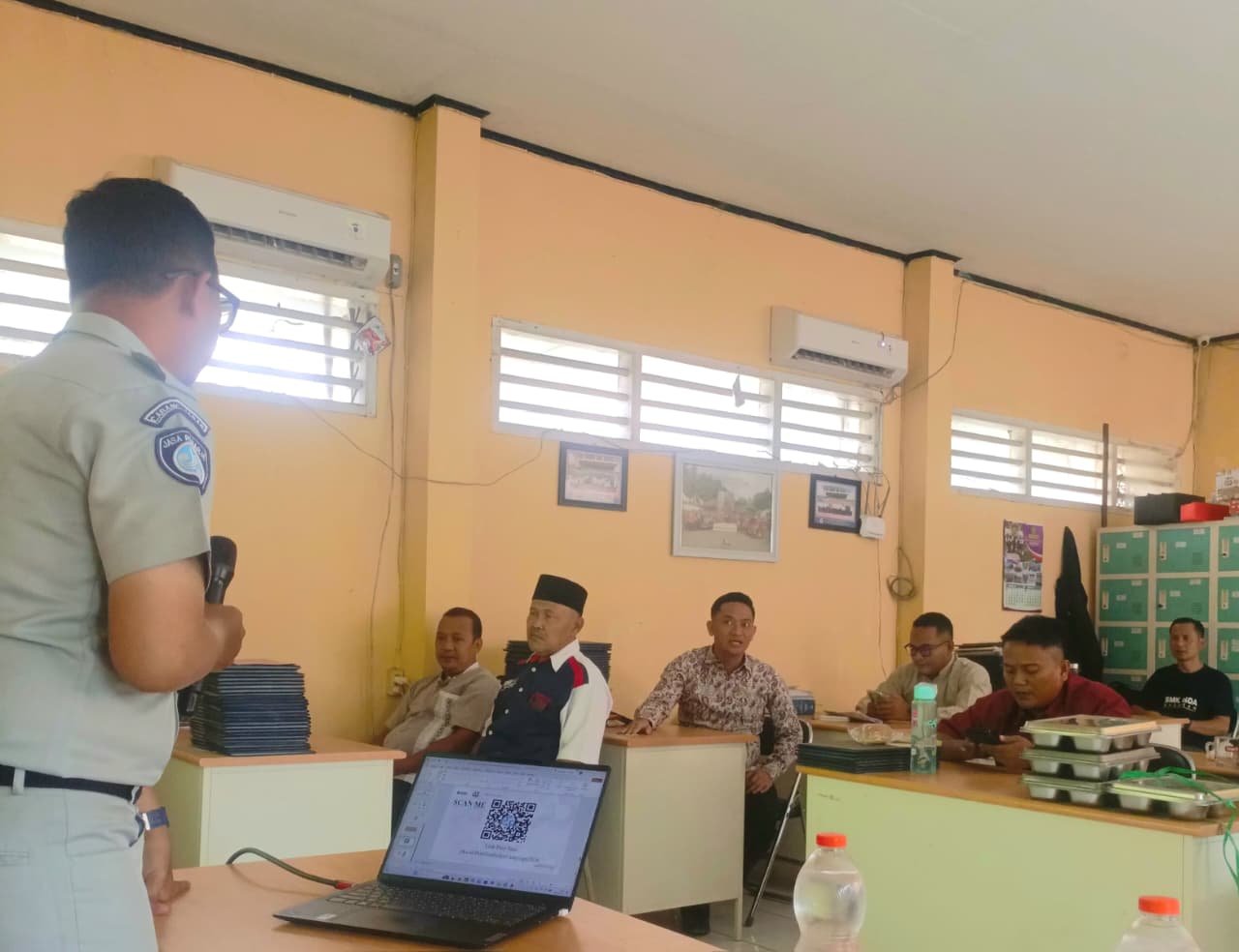 Upaya Keselamatan Lalu Lintas, PT Jasa Raharja (Persero) Cabang Cirebon Gelar Pengajar Peduli Keselamatan Lalu Lintas (PPKL) Di SMK Isda Kec Babakan Kab Cirebon