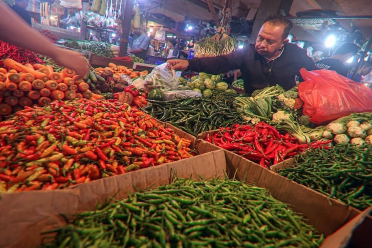Harga Pangan Hari Ini Naik, Cabai Merah Keriting Capai Rp108.750 per Kg