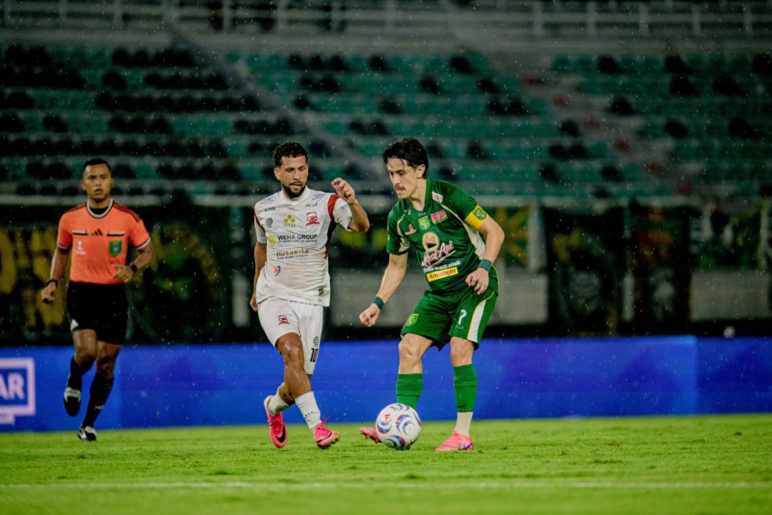 Persebaya Kalahkan Madura United 3-1, Dua Gol di Akhir Laga Pastikan Kemenangan
